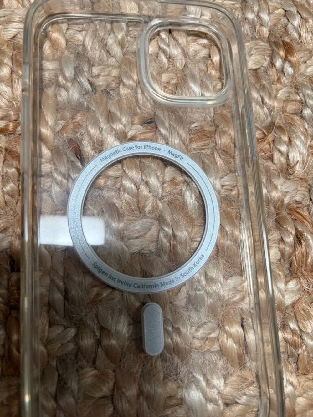 Spigen MagSafe Case - Picture 4 of 6